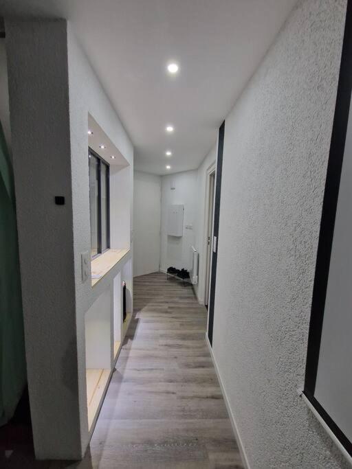 Logement Atypique & Parking Gratuit Жекс Экстерьер фото